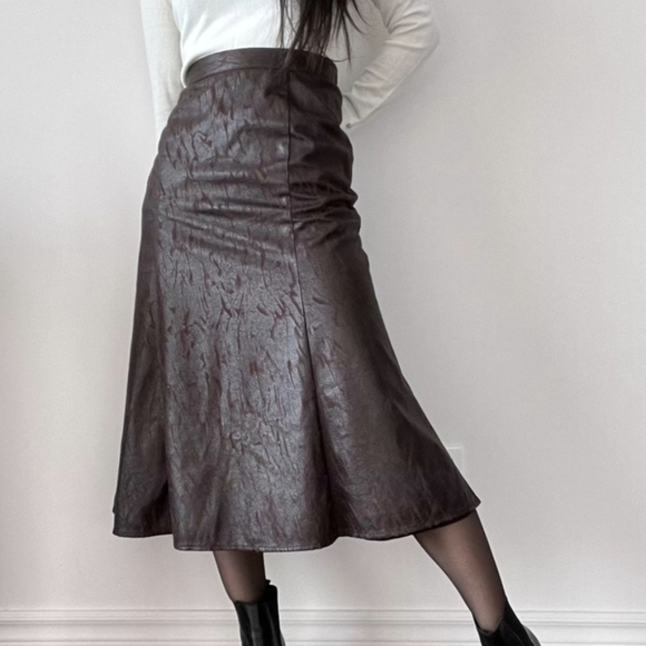 Vintage Hiroko Brown Skirt with patterned details - Picture 3 of 12